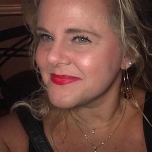 Meet your Posher, Sandy